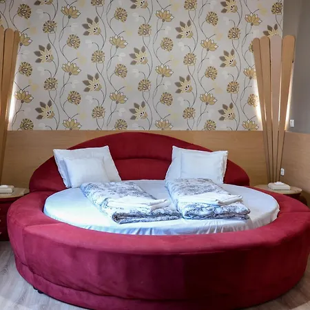 Bed & Breakfast Korona Panzio *