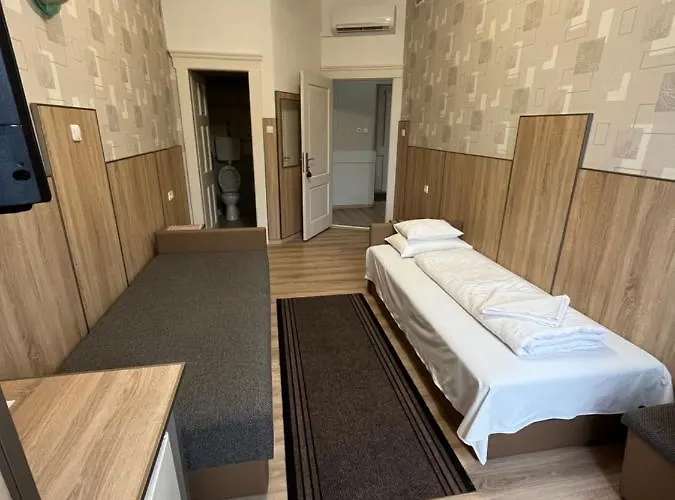 Korona Vendeghaz 3* Матесалька